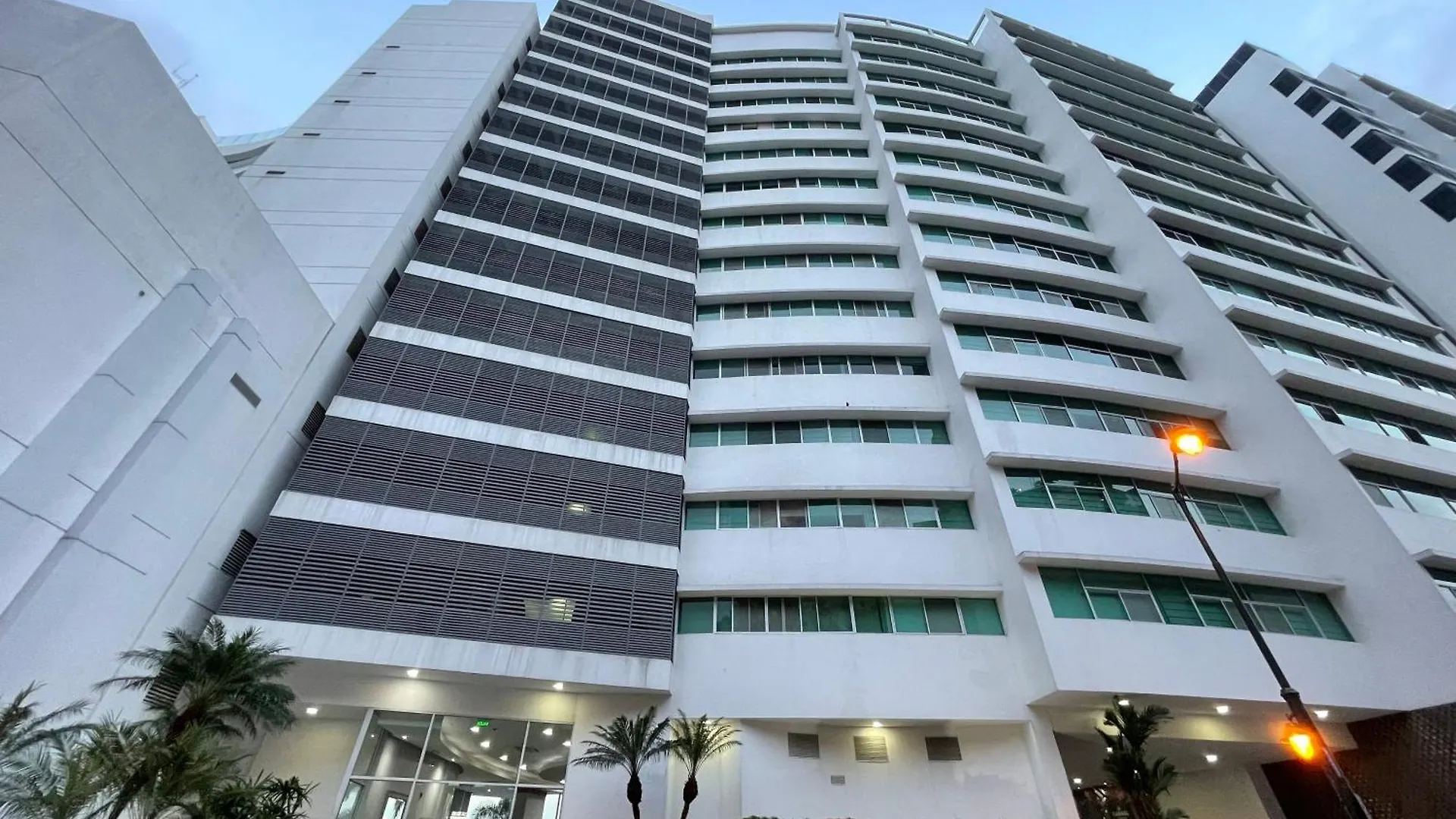 Apartment Suite Frente Al Rio En Puerto Santa Ana Riverfront Guayaquil