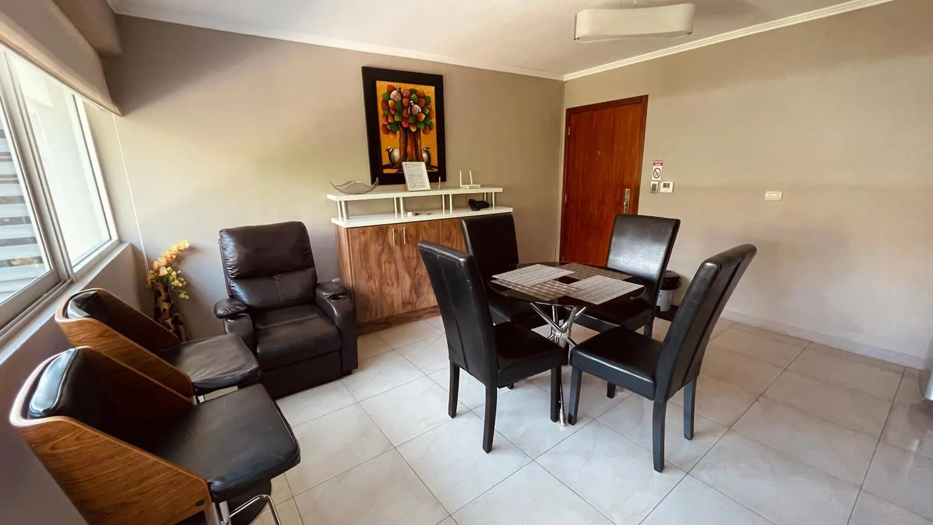 Suite Frente Al Rio En Puerto Santa Ana Riverfront Guayaquil 0*,  Ecuador