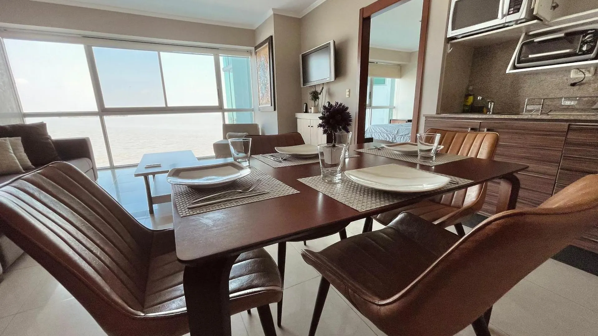 Suite Frente Al Rio En Puerto Santa Ana Riverfront Guayaquil