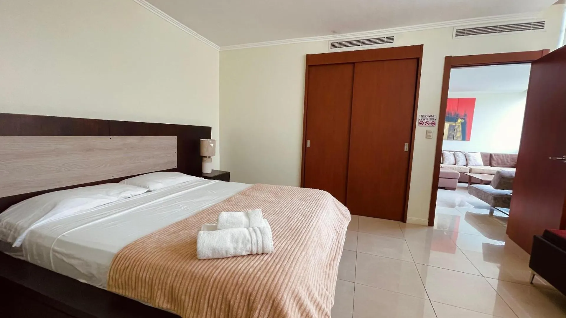 Suite Frente Al Rio En Puerto Santa Ana Riverfront Guayaquil Apartment