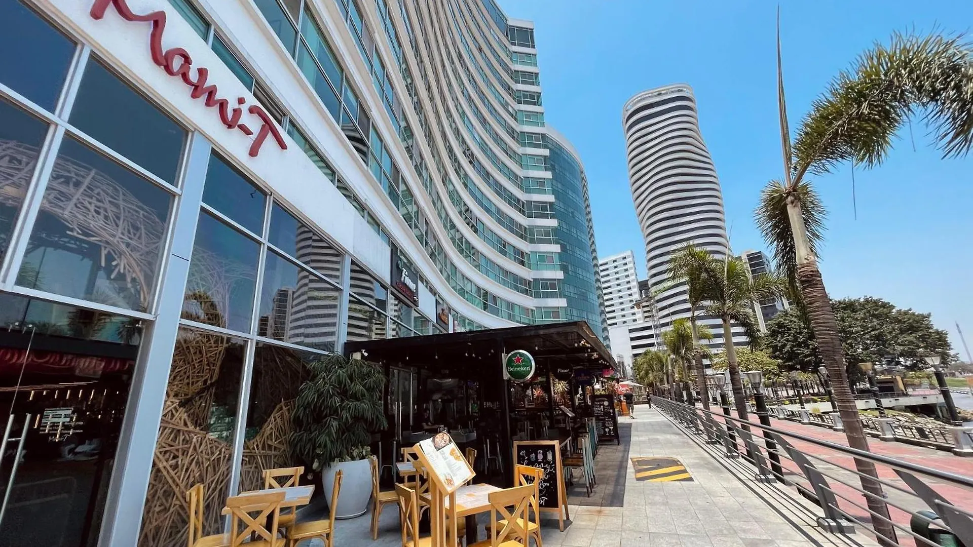 Suite Frente Al Rio En Puerto Santa Ana Riverfront 瓜亚基尔 厄瓜多尔