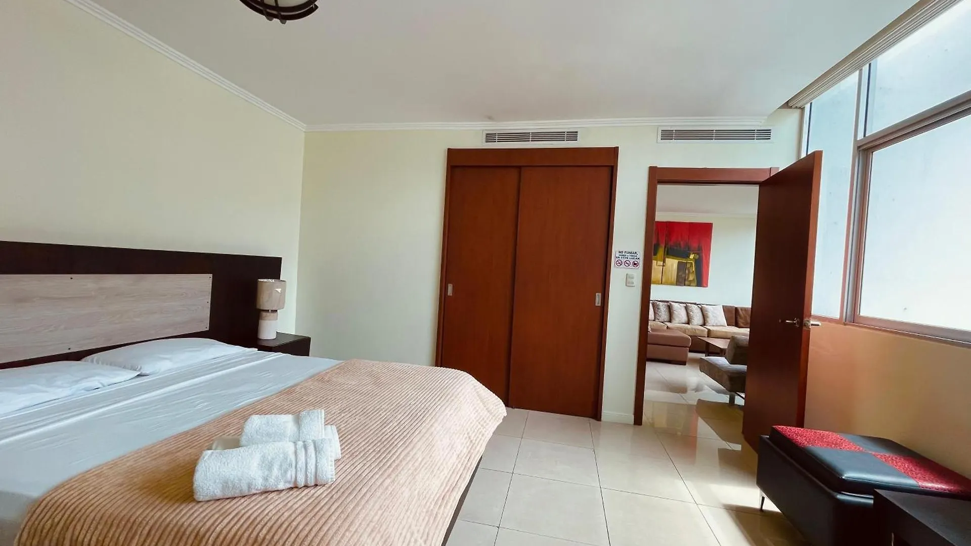 Suite Frente Al Rio En Puerto Santa Ana Riverfront Guayaquil 0*,  Ecuador